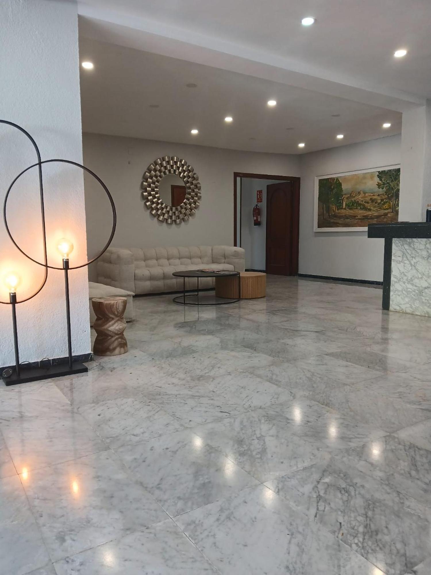 San Martin Hotel อัลตาฟูยา ภายนอก รูปภาพ